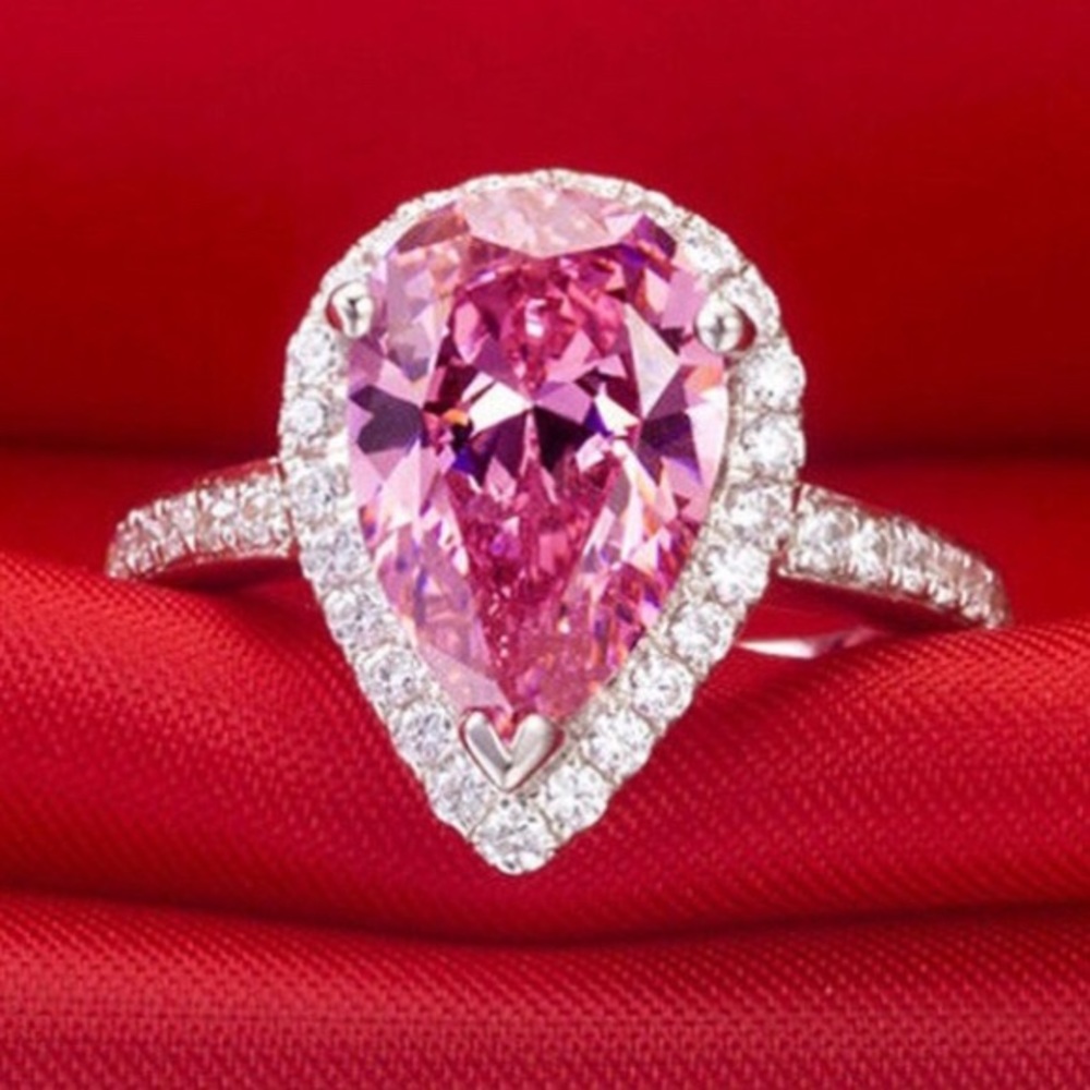 🆕 SS pink and white topaz ring.